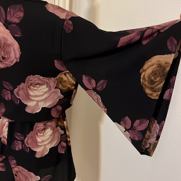 Juniors romper with shorts. - Picture 4 of 6